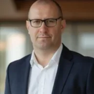Paweł Sobieraj — Sprzedaż i partnerstwa